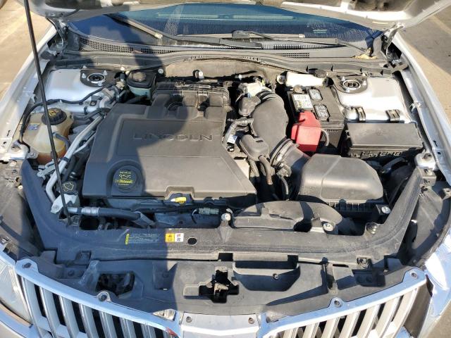 3LNHL2JC8CR818753 - 2012 LINCOLN MKZ SILVER photo 11