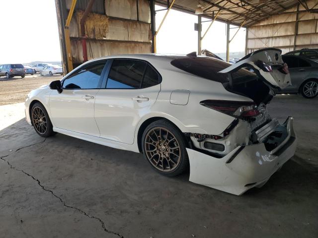 4T1G11AK1PU132538 - 2023 TOYOTA CAMRY SE NIGHT SHADE WHITE photo 2