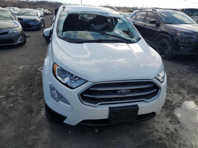 MAJ3P1TE4JC243449 - 2018 FORD ECOSPORT SE WHITE photo 5