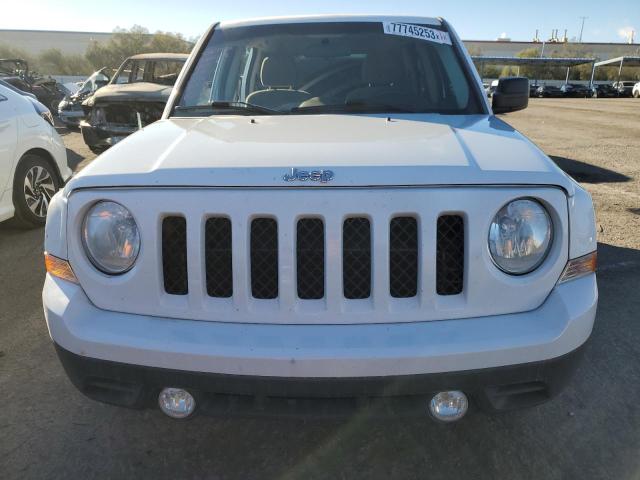 1C4NJPBA8DD186919 - 2013 JEEP PATRIOT SPORT WHITE photo 5