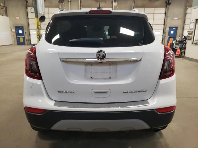 KL4CJASBXJB639517 - 2018 BUICK ENCORE PREFERRED WHITE photo 6