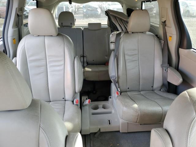 5TDYK3DC5CS227849 - 2012 TOYOTA SIENNA XLE GRAY photo 10