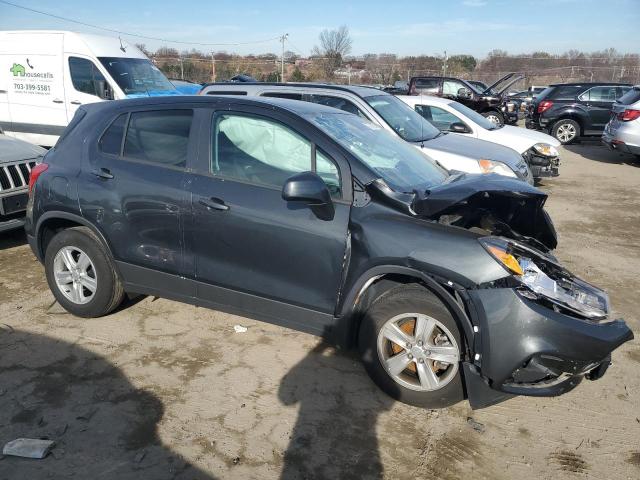 3GNCJKSB8KL272149 - 2019 CHEVROLET TRAX LS GRAY photo 4