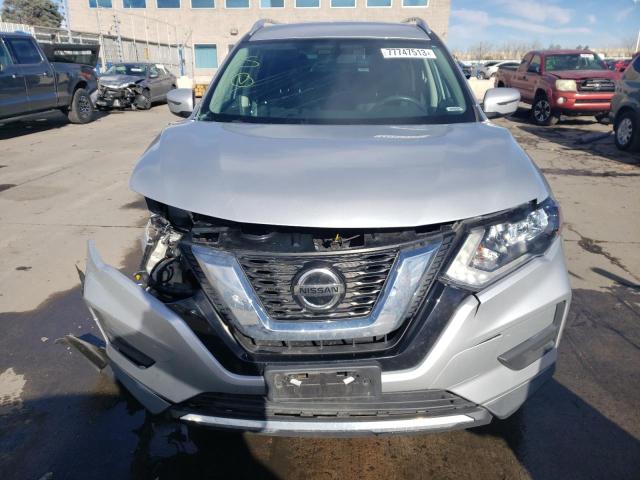 KNMAT2MV5JP514934 - 2018 NISSAN ROGUE S SILVER photo 5