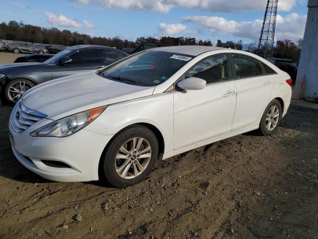 2011 HYUNDAI SONATA GLS, 