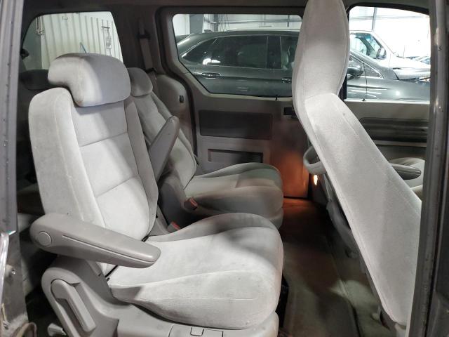 2FMZA57654BB08397 - 2004 FORD FREESTAR SES GRAY photo 11