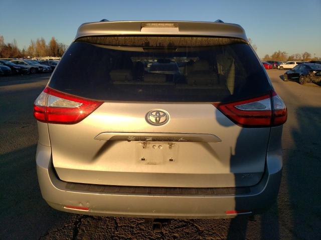 5TDYK3DC9FS626798 - 2015 TOYOTA SIENNA XLE SILVER photo 6