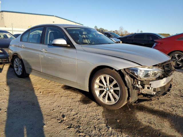 WBA8A9C52JAH13800 - 2018 BMW 320 I SILVER photo 4