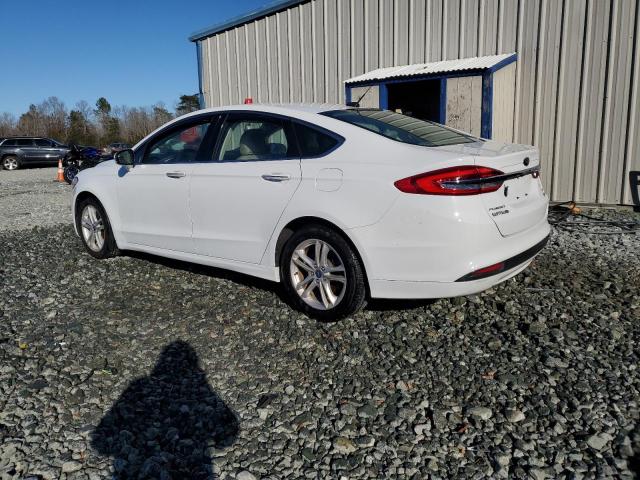 3FA6P0HD5JR250032 - 2018 FORD FUSION SE WHITE photo 2