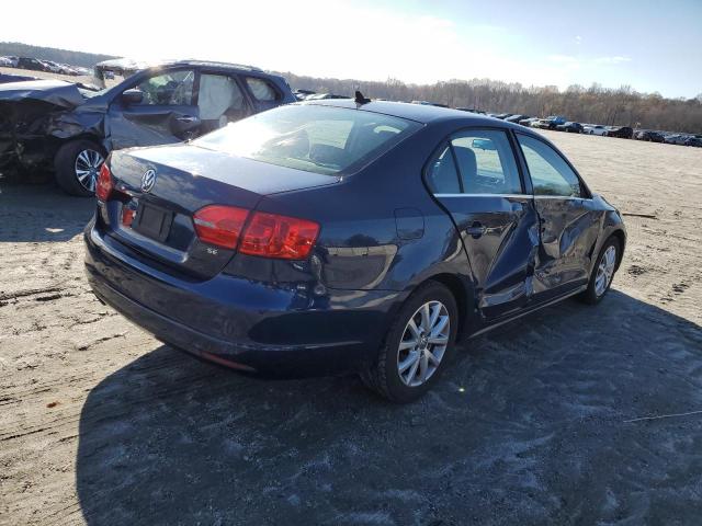 3VWD07AJ5EM370444 - 2014 VOLKSWAGEN JETTA SE BLUE photo 3