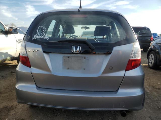 JHMGE8H23AC024134 - 2010 HONDA FIT SILVER photo 6