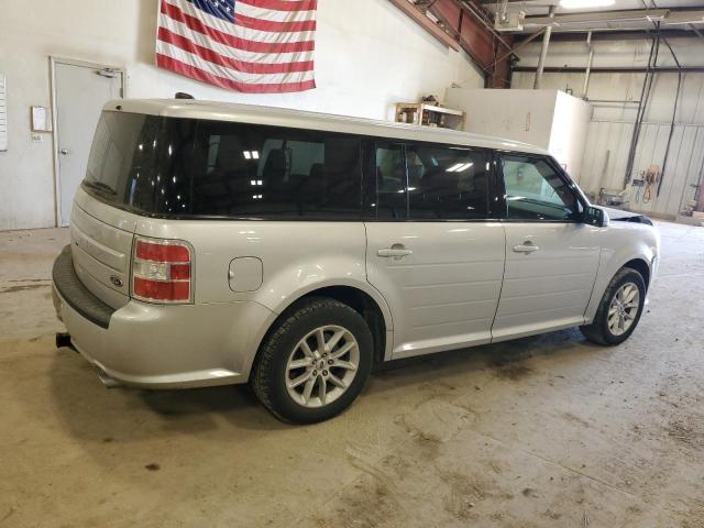 2FMGK5B88JBA22221 - 2018 FORD FLEX SE GRAY photo 3