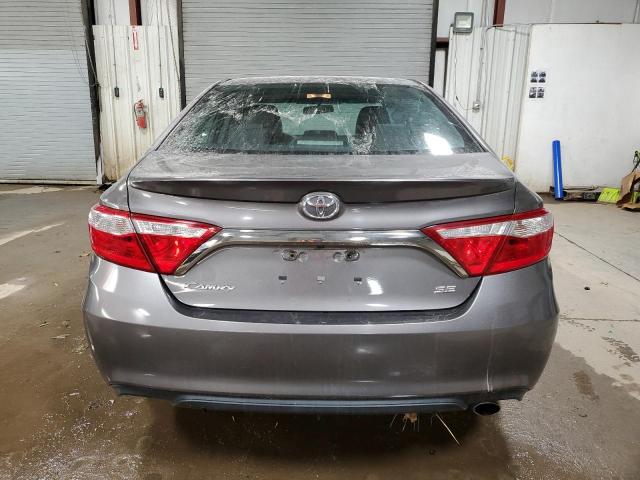 4T1BF1FK0HU662943 - 2017 TOYOTA CAMRY LE GRAY photo 6
