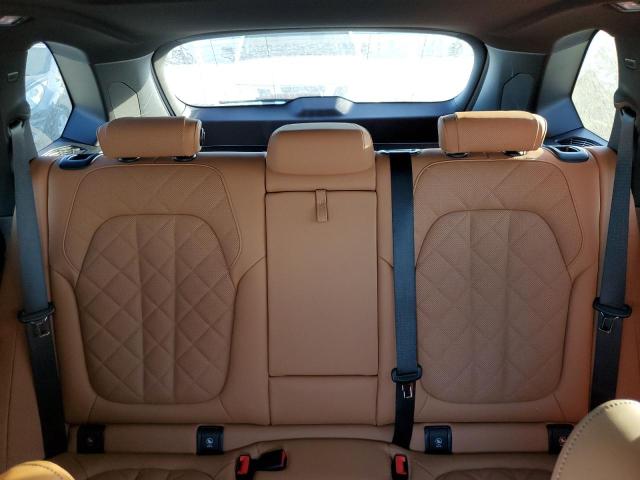 5UX43EU02S9W73031 - 2025 BMW X5 XDRIVE50E WHITE photo 10