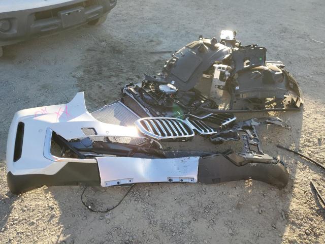 5UX43EU02S9W73031 - 2025 BMW X5 XDRIVE50E WHITE photo 13