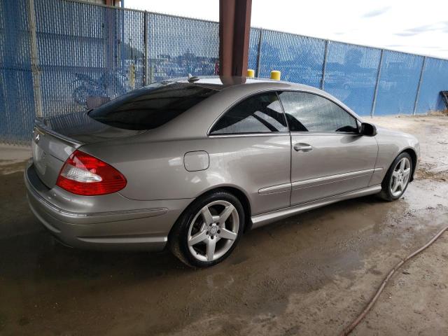 WDBTJ56H58F247509 - 2008 MERCEDES-BENZ CLK 350 SILVER photo 3