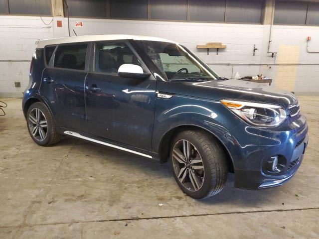 KNDJP3A57J7576723 - 2018 KIA SOUL + TEAL photo 4