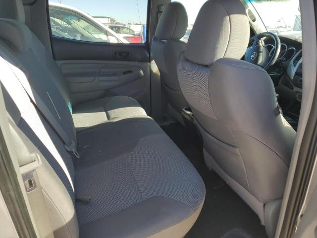 5TFJU4GN4FX079402 - 2015 TOYOTA TACOMA DOUBLE CAB PRERUNNER SILVER photo 10