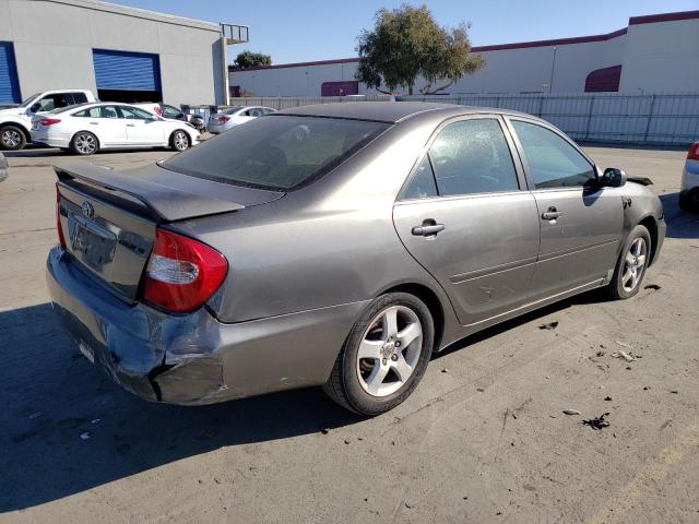 JTDBE32K520127016 - 2002 TOYOTA CAMRY LE SILVER photo 3