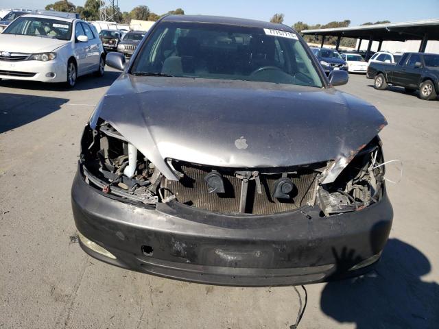 JTDBE32K520127016 - 2002 TOYOTA CAMRY LE SILVER photo 5