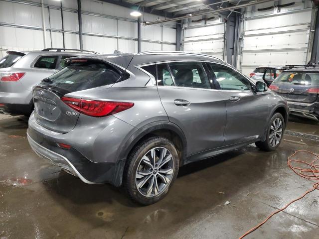 SJKCH5CR2HA022923 - 2017 INFINITI QX30 BASE GRAY photo 3