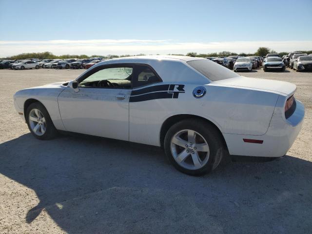 2B3CJ4DG2BH542659 - 2011 DODGE CHALLENGER WHITE photo 2