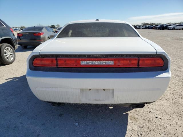 2B3CJ4DG2BH542659 - 2011 DODGE CHALLENGER WHITE photo 6