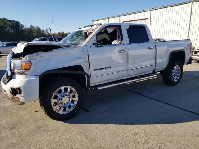 1GT12UE86GF258180 - 2016 GMC SIERRA K2500 DENALI WHITE photo 1