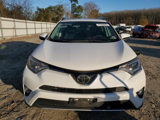 2T3WFREV8HW376566 - 2017 TOYOTA RAV4 XLE WHITE photo 5