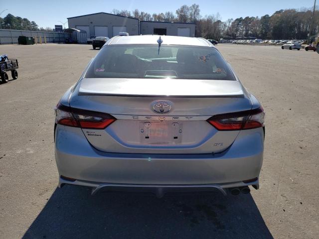 4T1G11AK8PU815126 - 2023 TOYOTA CAMRY SE NIGHT SHADE GRAY photo 6