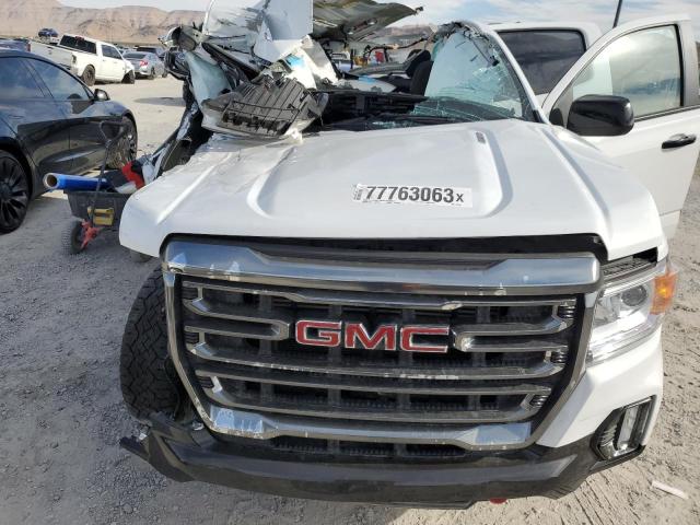 1GTP6FE17N1116122 - 2022 GMC CANYON AT4 WHITE photo 11