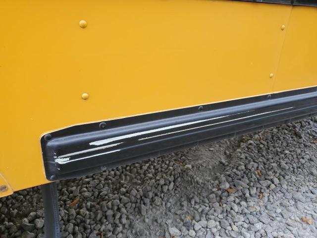 4DRBUAAN56B250050 - 2006 IC CORPORATION 3000 YELLOW photo 9