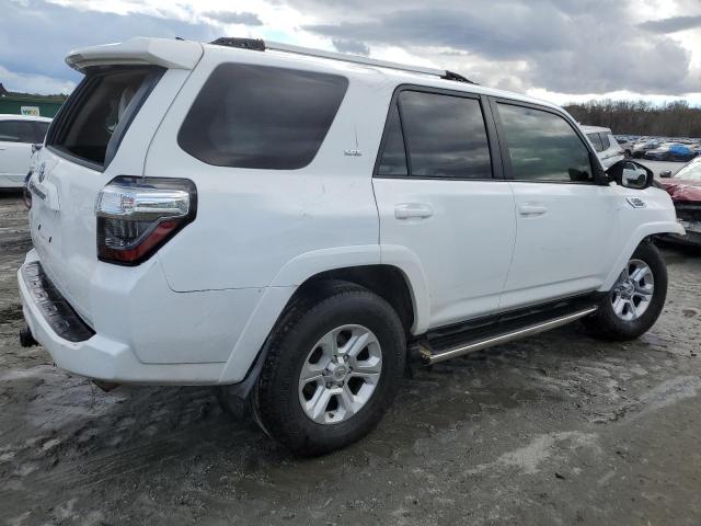 JTEZU5JR3E5078400 - 2014 TOYOTA 4RUNNER SR5 WHITE photo 3