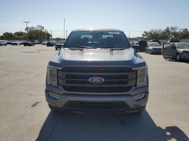 1FTFW1E50NKD78818 - 2022 FORD F150 SUPERCREW GRAY photo 5