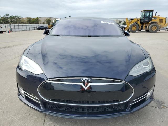 5YJSA1H16EFP28519 - 2014 TESLA MODEL S ლურჯი ფოტო 5