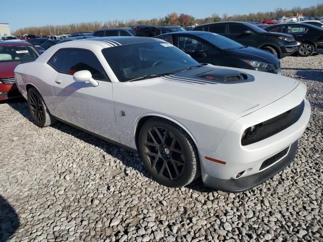 2C3CDZFJXGH315694 - 2016 DODGE CHALLENGER R/T SCAT PACK WHITE photo 4