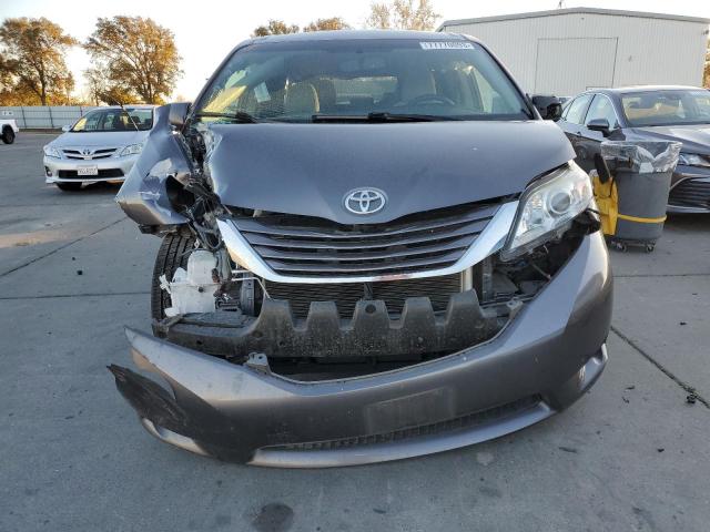 5TDKK3DC7FS571306 - 2015 TOYOTA SIENNA LE CHARCOAL photo 5