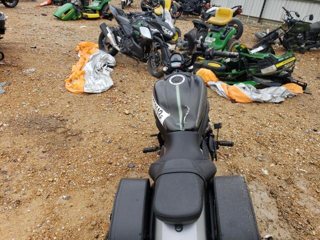 JKAENEC15NDA05040 - 2022 KAWASAKI EN650 C GRAY photo 5