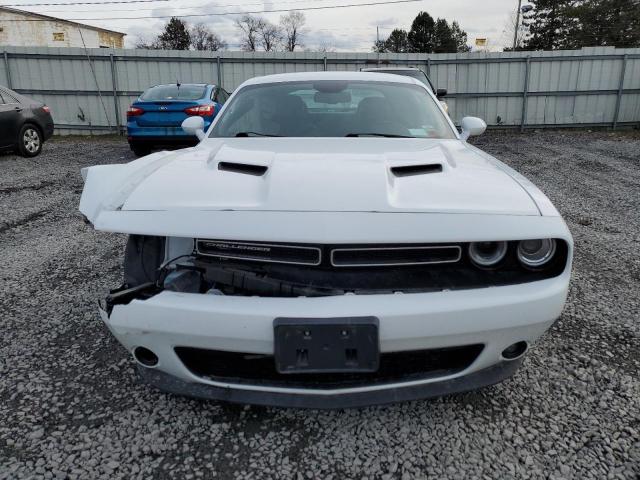 2C3CDZAG5GH245209 - 2016 DODGE CHALLENGER SXT WHITE photo 5