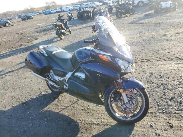 JH2SC51044M200137 - 2004 HONDA ST1300 BLUE photo 1