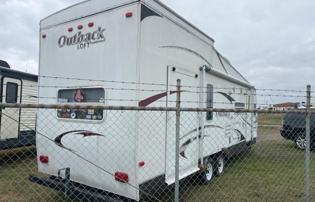 4YDT27L239B450687 - 2009 KQFP OUTBACK WHITE photo 3