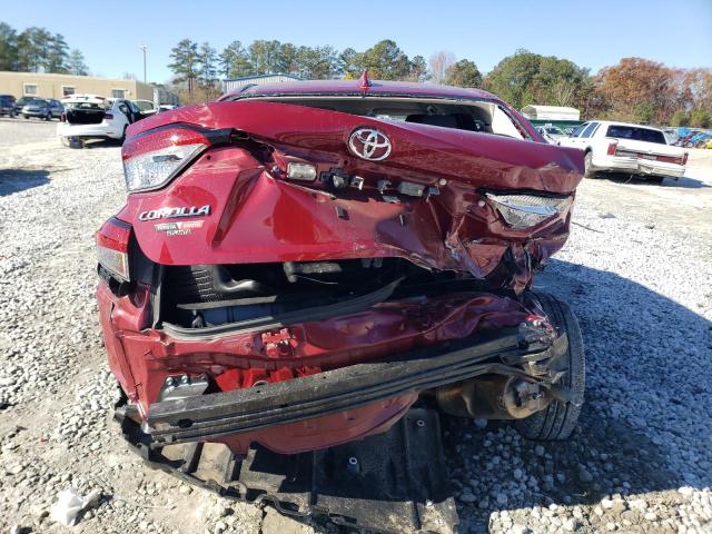 5YFEPMAE5NP387757 - 2022 TOYOTA COROLLA LE RED photo 6