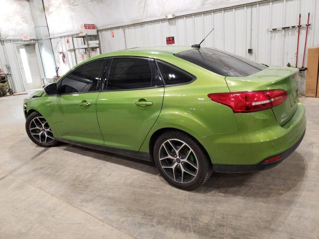 1FADP3H21JL279324 - 2018 FORD FOCUS SEL GREEN photo 2