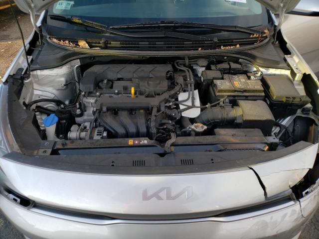 3KPA24AD7NE441792 - 2022 KIA RIO LX SILVER photo 11