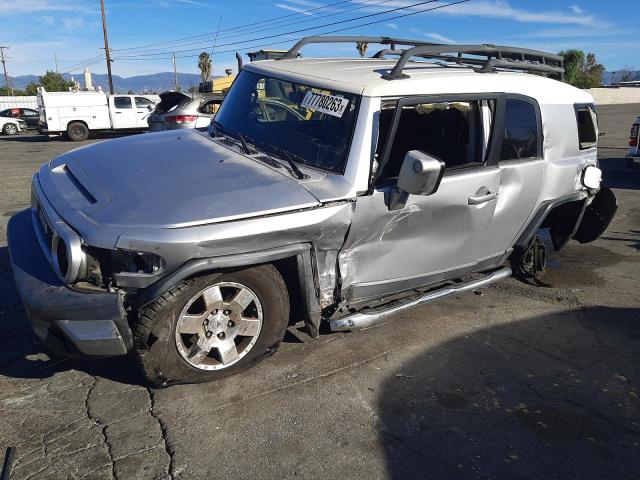 JTEZU11F78K006023 - 2008 TOYOTA FJ CRUISER SILVER photo 1