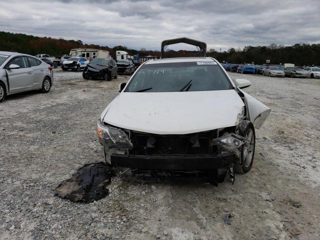 4T1BF1FK0CU547719 - 2012 TOYOTA CAMRY BASE WHITE photo 5