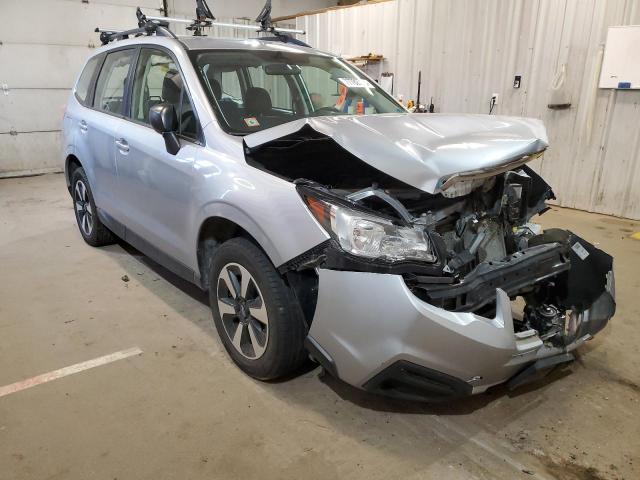 JF2SJABC4JH562877 - 2018 SUBARU FORESTER 2.5I SILVER photo 4