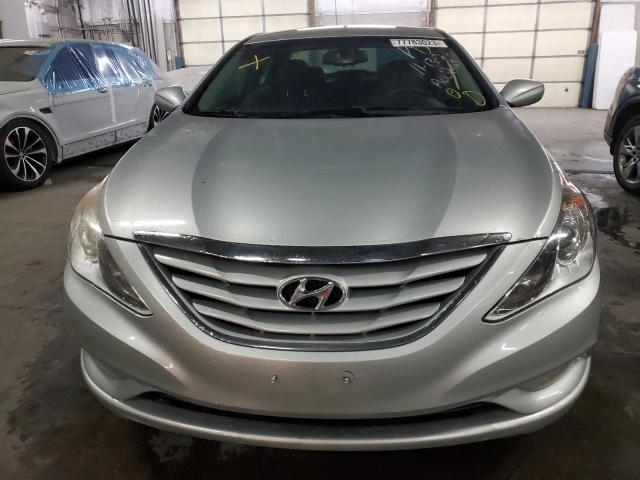 5NPEB4AC4DH767083 - 2013 HYUNDAI SONATA GLS SILVER photo 5