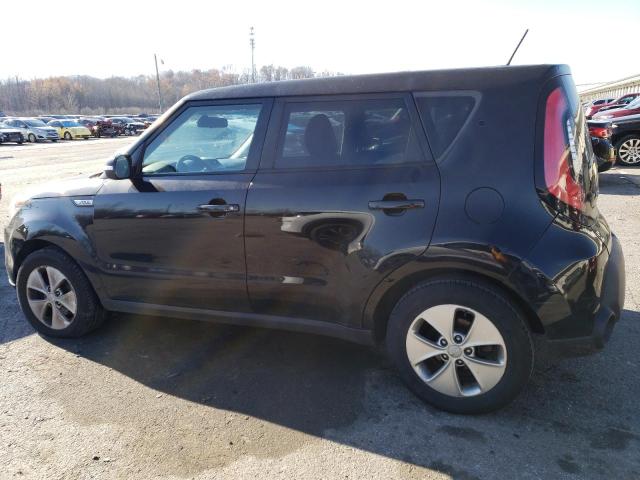 KNDJN2A28F7790410 - 2015 KIA SOUL BLACK photo 2