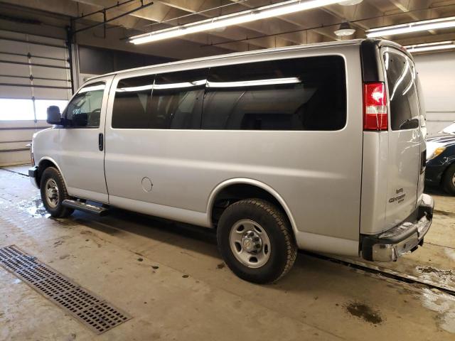 1GAWGFFFXG1284318 - 2016 CHEVROLET EXPRESS G2 LT SILVER photo 2